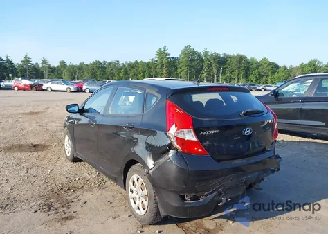 2013 Hyundai Accent Gs from USA, damaged, VIN KMHCT5AE7DU083576